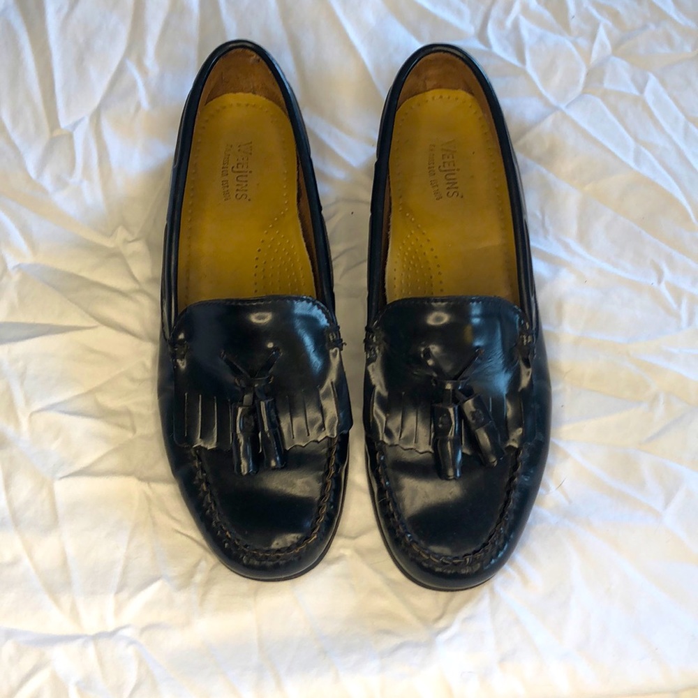 Weejuns tassel loafer